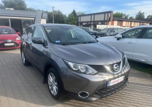 Nissan Qashqai cena 56900 przebieg: 140000, rok produkcji 2014 z Warszawa małe 137